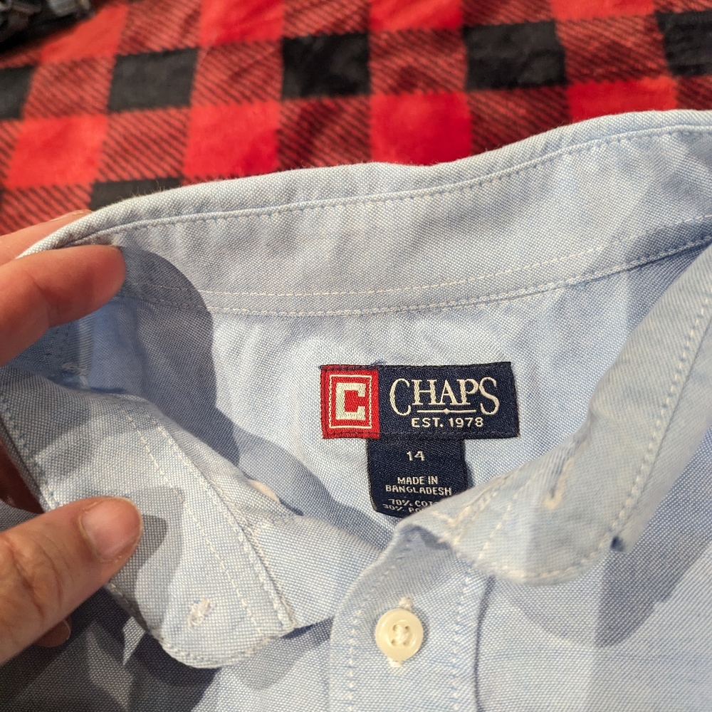 (4) button down shirt bundle - Picture 3 of 4